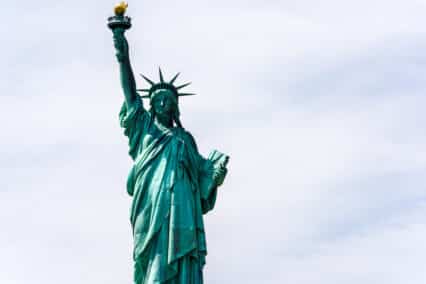 statue of liberty US Visa application