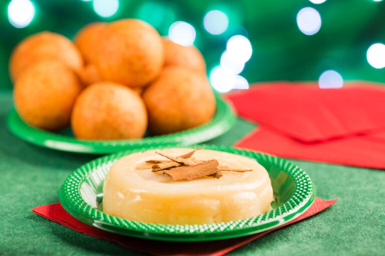 navidad en colombia bunuelos natilla