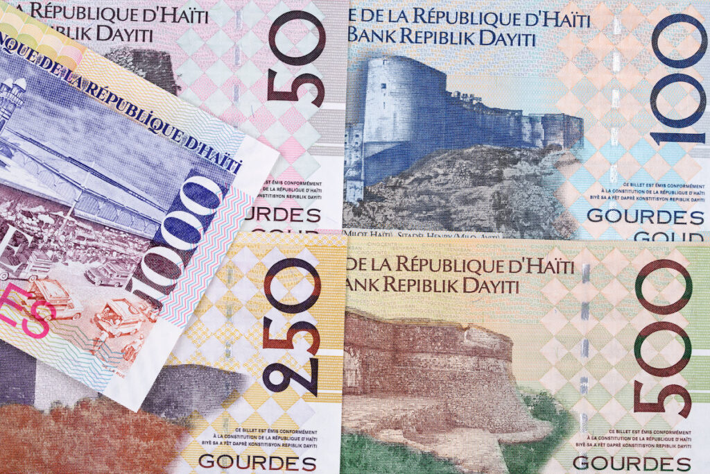 Haitian currency: 1000, 250, 50, 100, and 500 Haitian gourdes