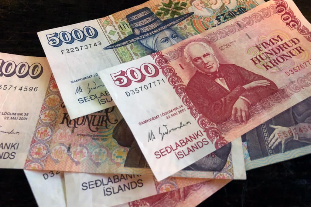 Iceland currency kronur bills with beautiful currency note designs