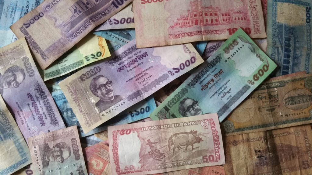 Envie dinheiro para Bangladesh