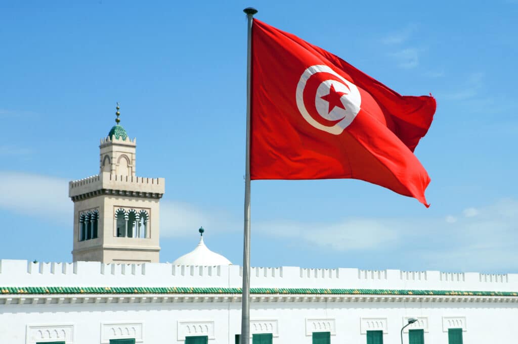 Envie dinheiro para a Tunísia