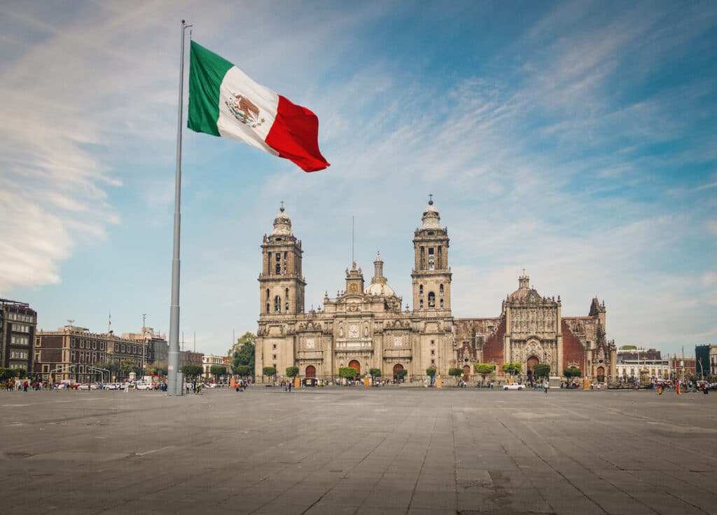 How to become a Mexican citizen: Zócalo Square and the Mexico City Metropolitan Cathedral