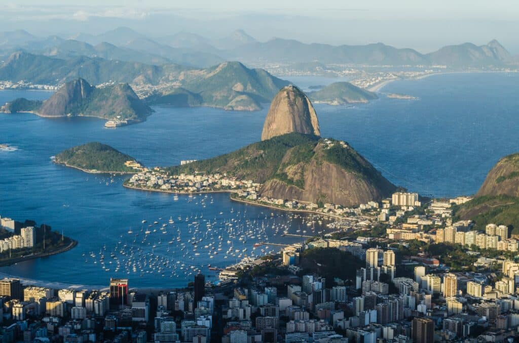 expatriado ao se mudar para o Brasil