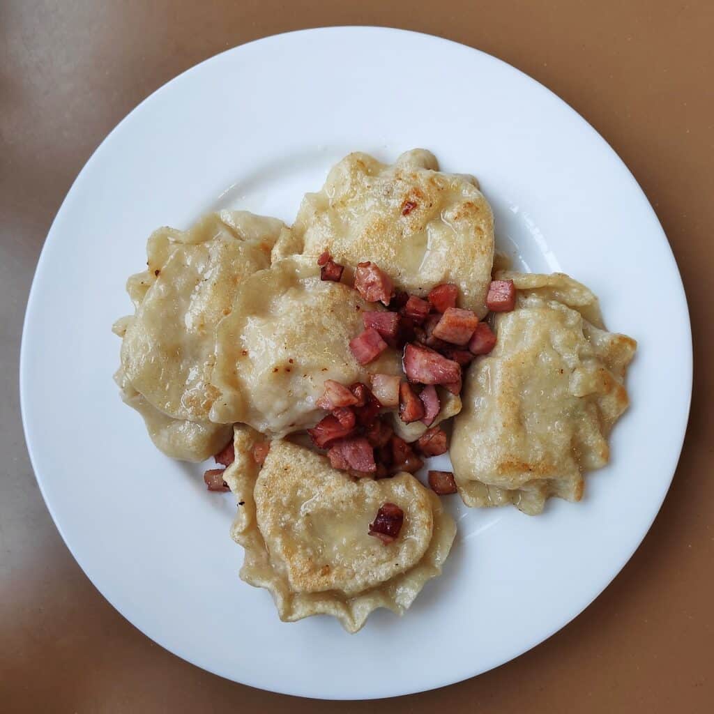 plato de Pierogi