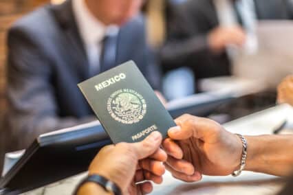 image of person renewing mexican passport