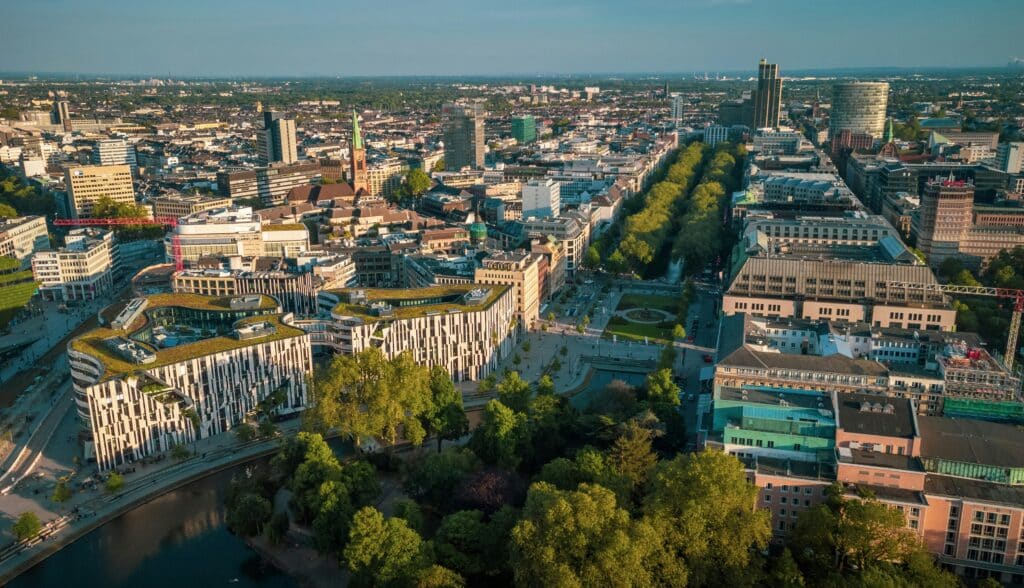 Düsseldorf’da Yaşam: İlk 6 Ay için Rehber