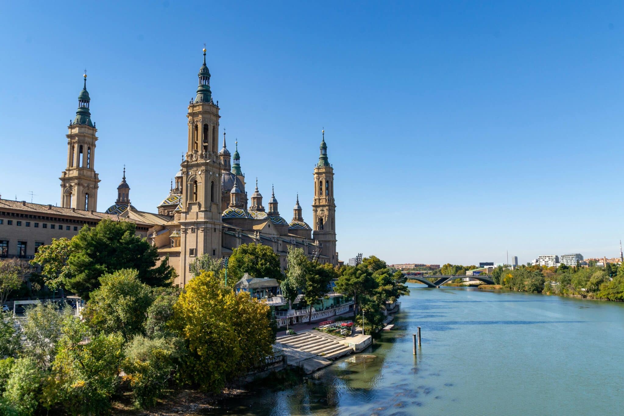 Todo lo que debes saber para mudarte a Zaragoza, España 